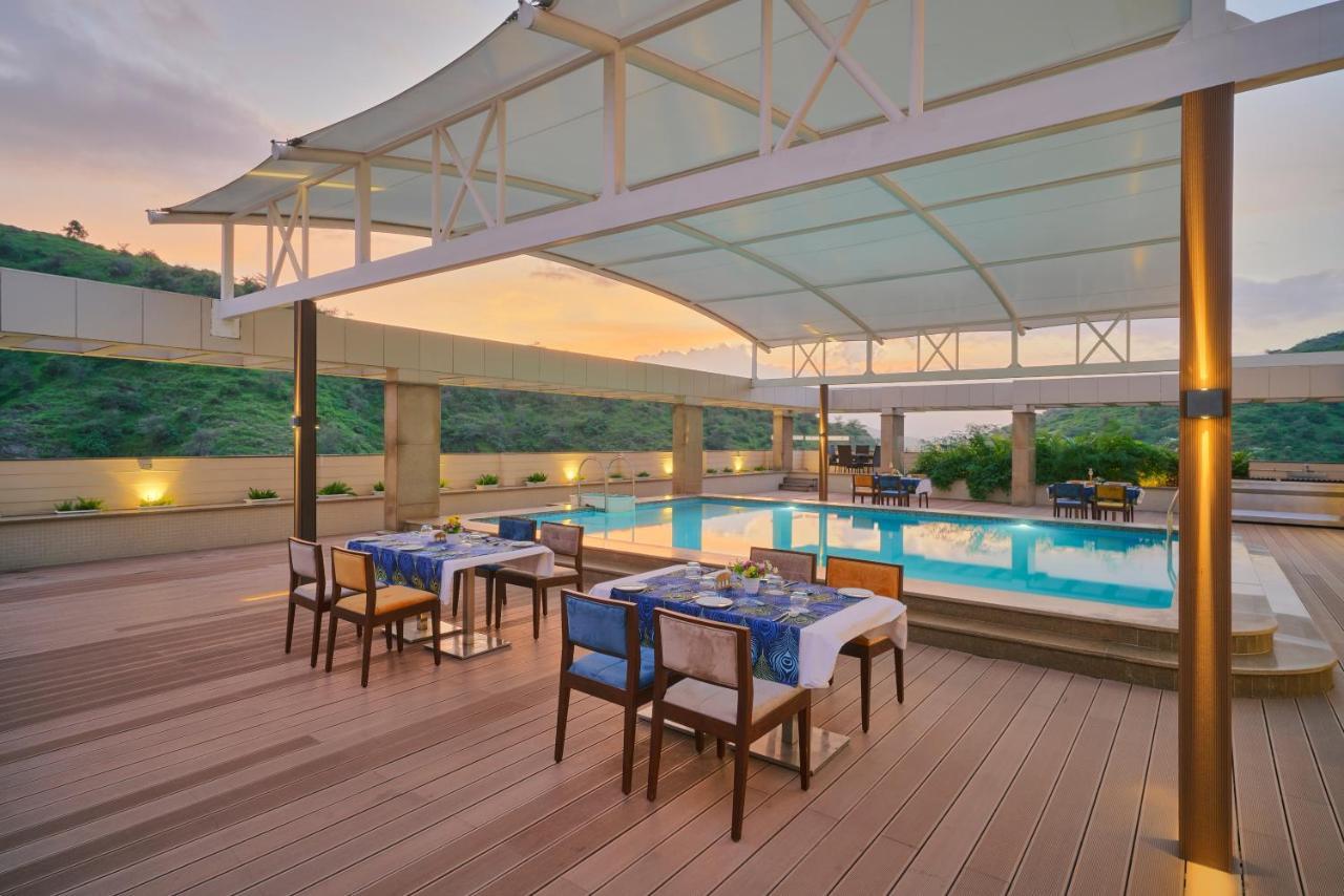 Skk Blu Hotel & Spa Удайпур Экстерьер фото
