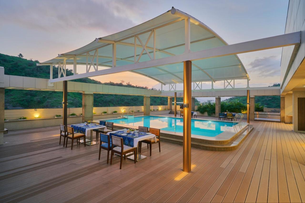 Skk Blu Hotel & Spa Удайпур Экстерьер фото